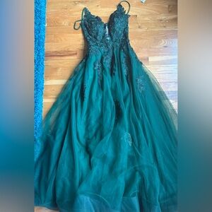Emerald Green Formal Tulle Gown